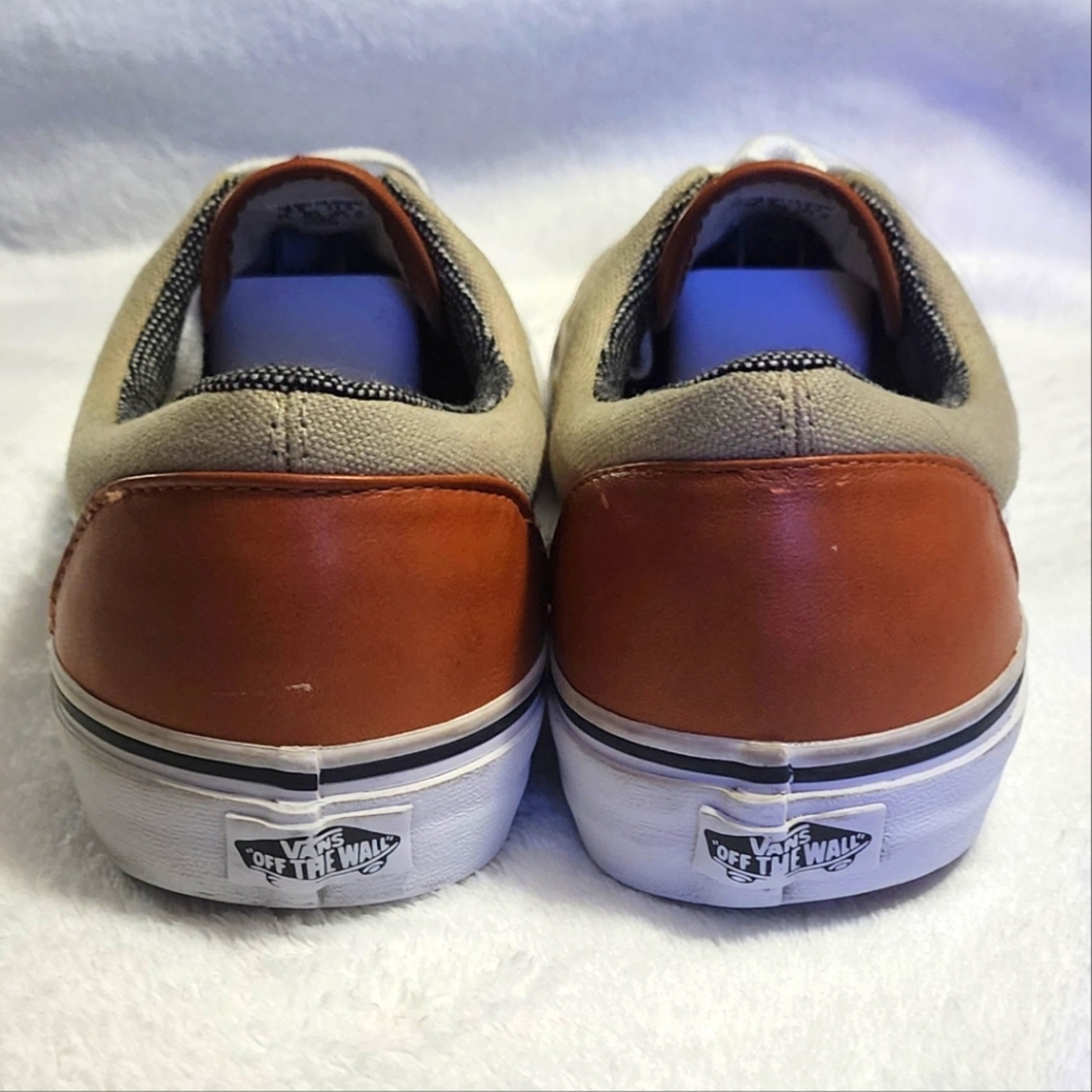 Tan and white Vans shoes - Picture 5 of 5